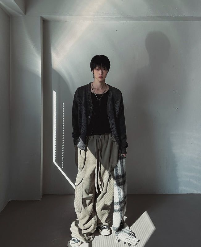 Top Washed Big Pocket Cargo Sweatpants