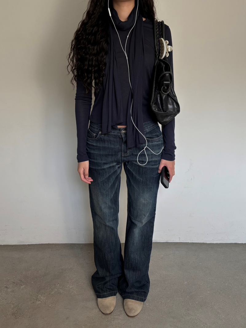 Things and stuff(シングス アンド スタッフ)の「Angela muffler T-shirt(Tops)」