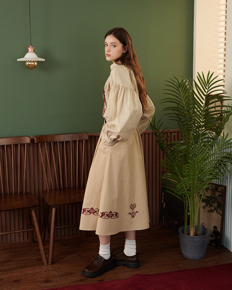 ORNAMENT PRINT MIDI SKIRT [BEIGE]