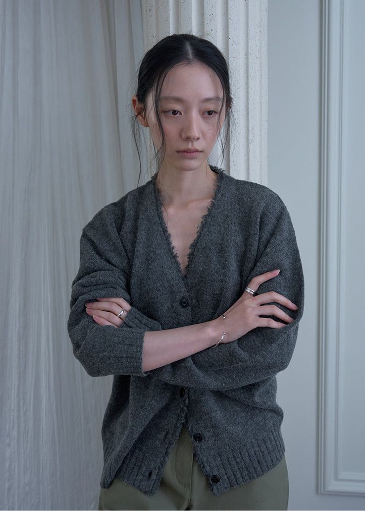 TERNE（テルン）の「コージー アルパカ カーディガン (Charcoal)（トップス）」