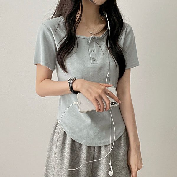 Waddoo hem round button short sleeve tee