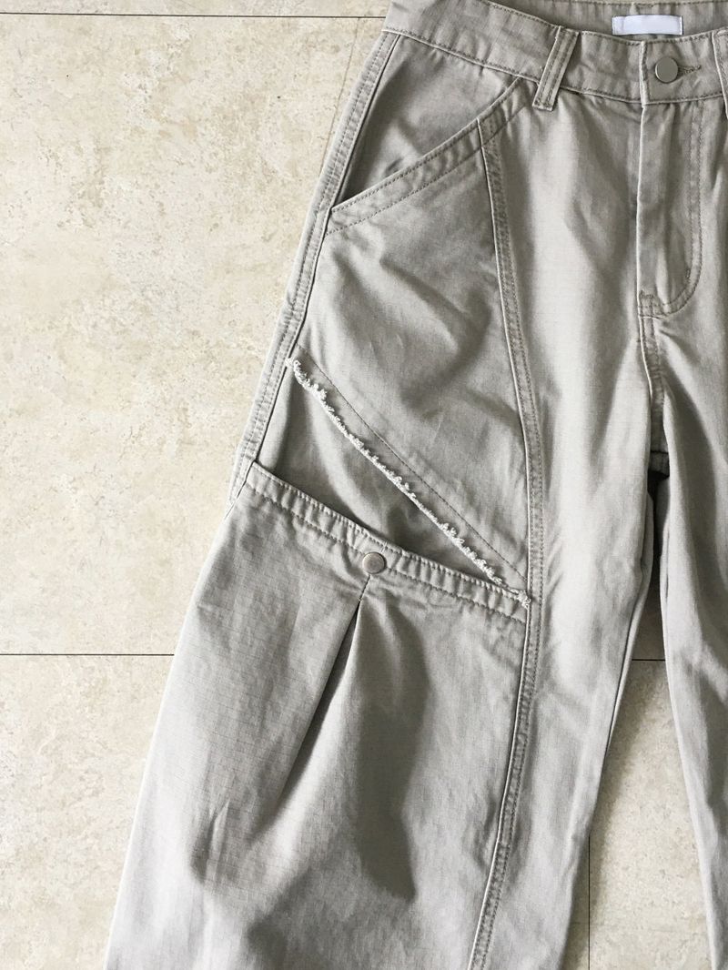Rivet panel cargo pants