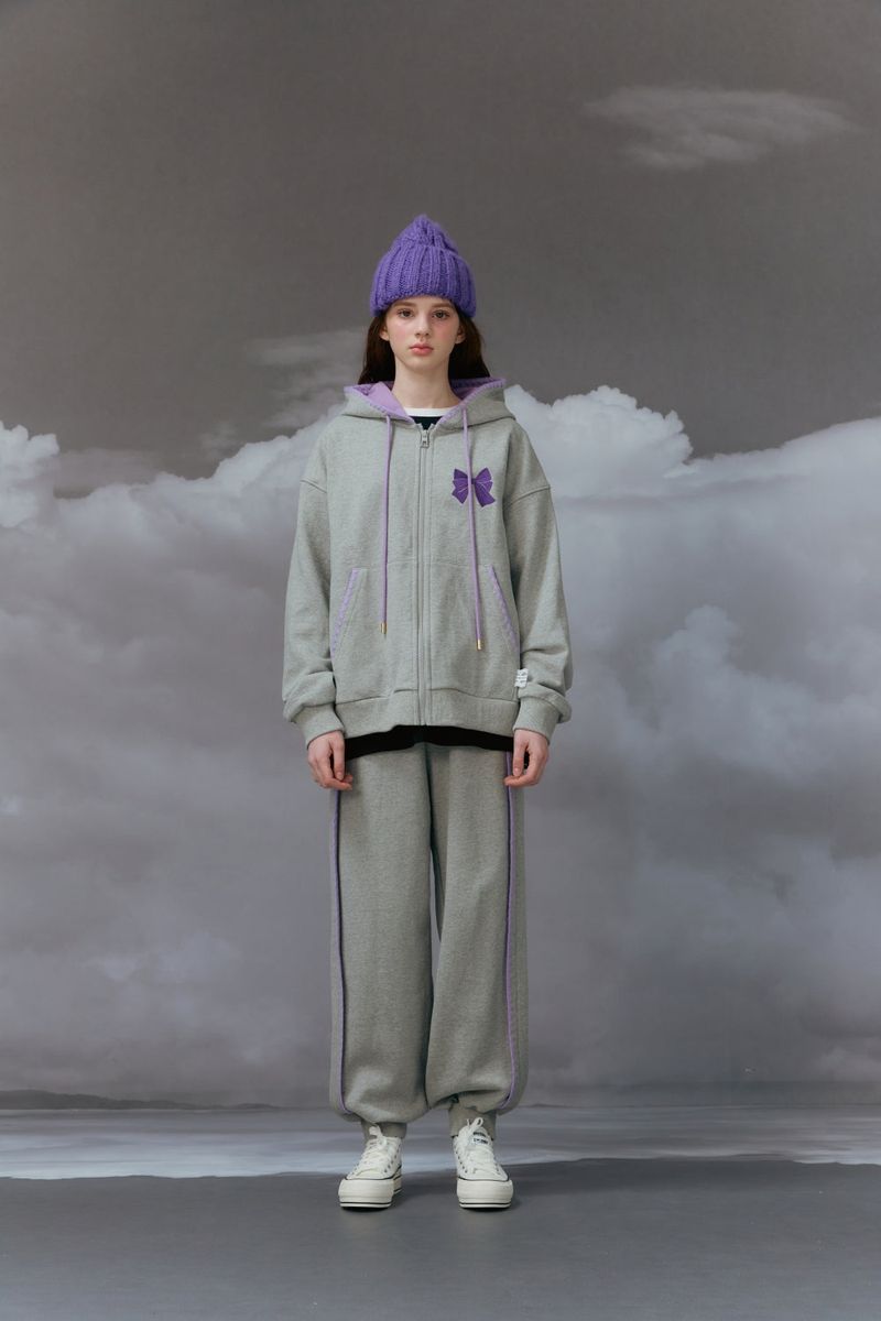 Embroidery pants