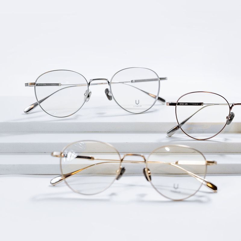 Knouun Round titanium glasses CODE. 102. C Sizzy silver