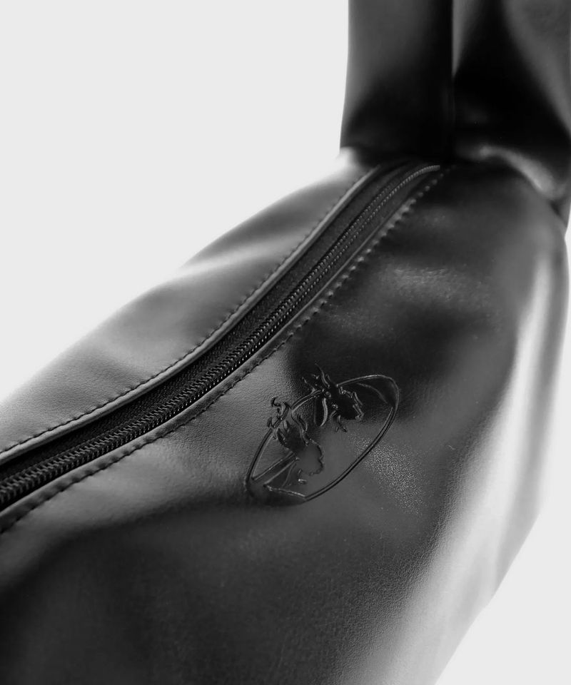 taeri tote_black_eye