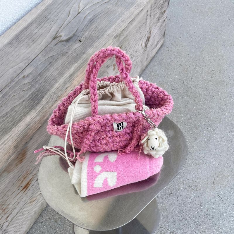 mondaywool(マンデーウール)の「oort bag (pink)(Bags)」