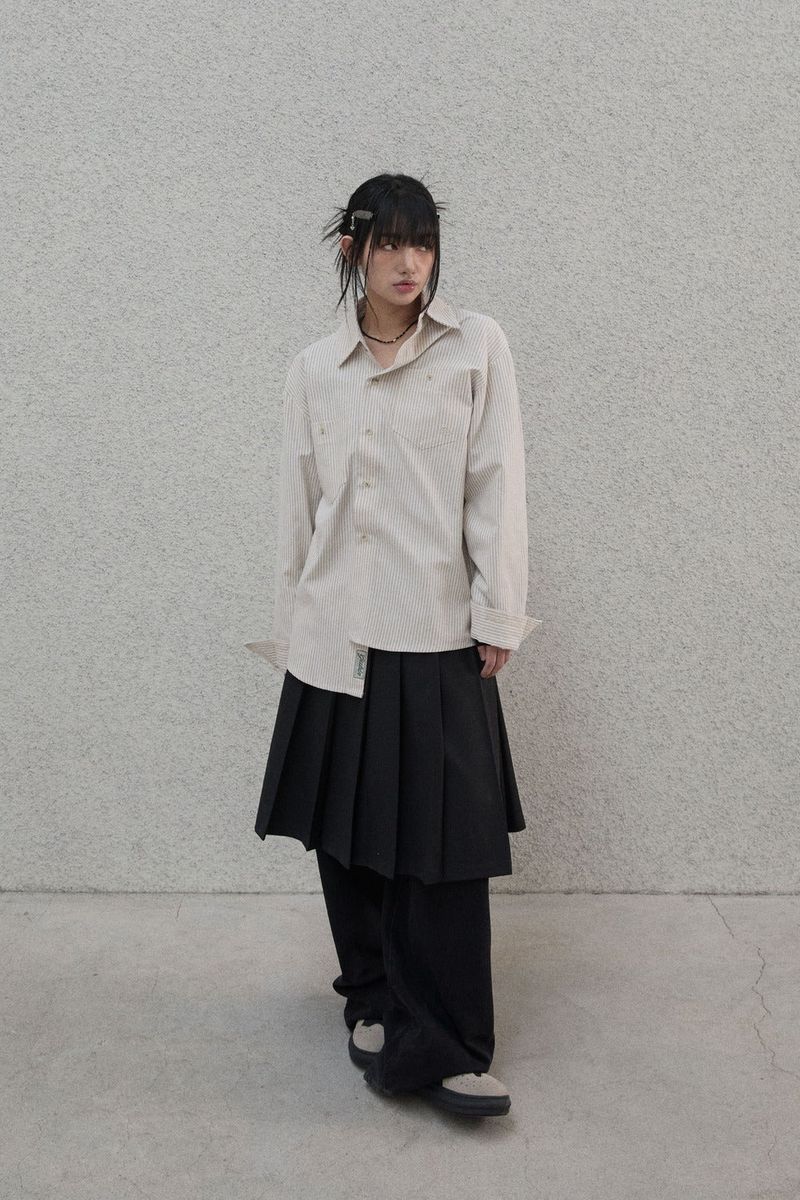 Lettering sleeve striped shirt - Beige