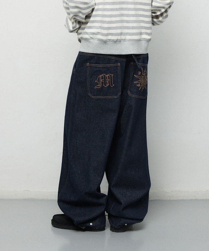 TWO TUCK CURVED DENIM PANTS_BLUE