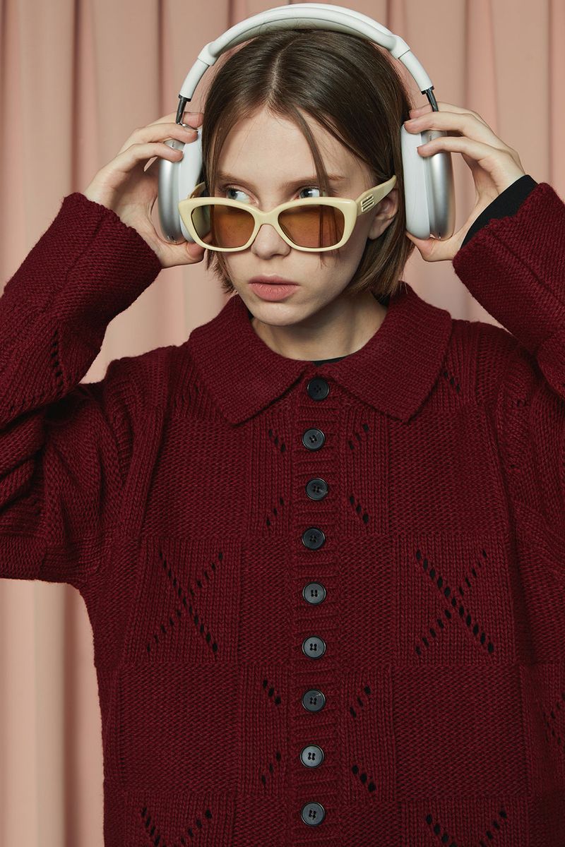 BUTTON ARGYLE KNIT JACKET / WINE