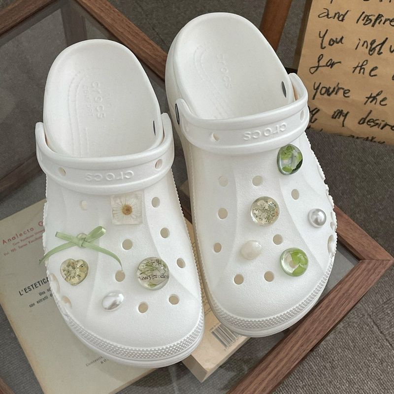 [made]vintage floural ver resin shoes charm set 