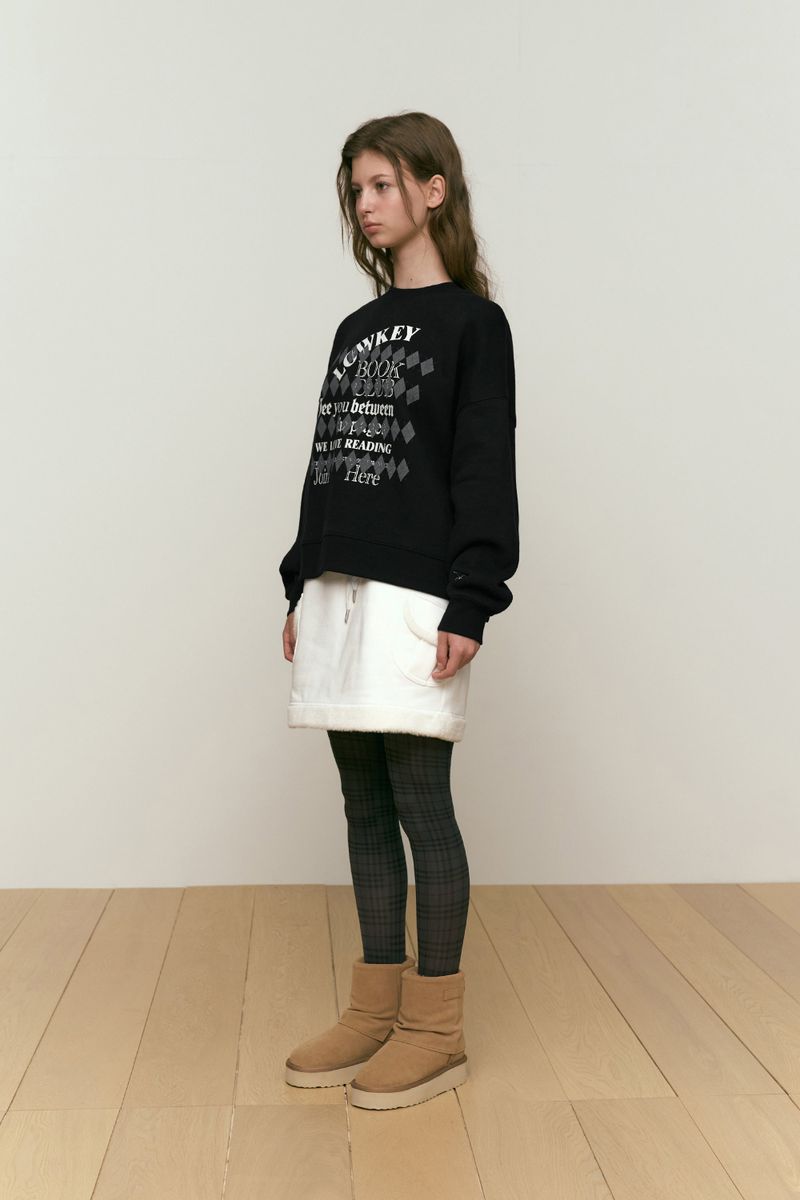 LOWKEY BOOK CLUB ARGYLE PATTERN SWEATSHIRT [BLACK]