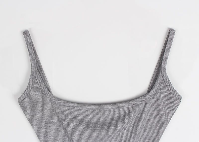 ROUND CUT SLEEVELESS