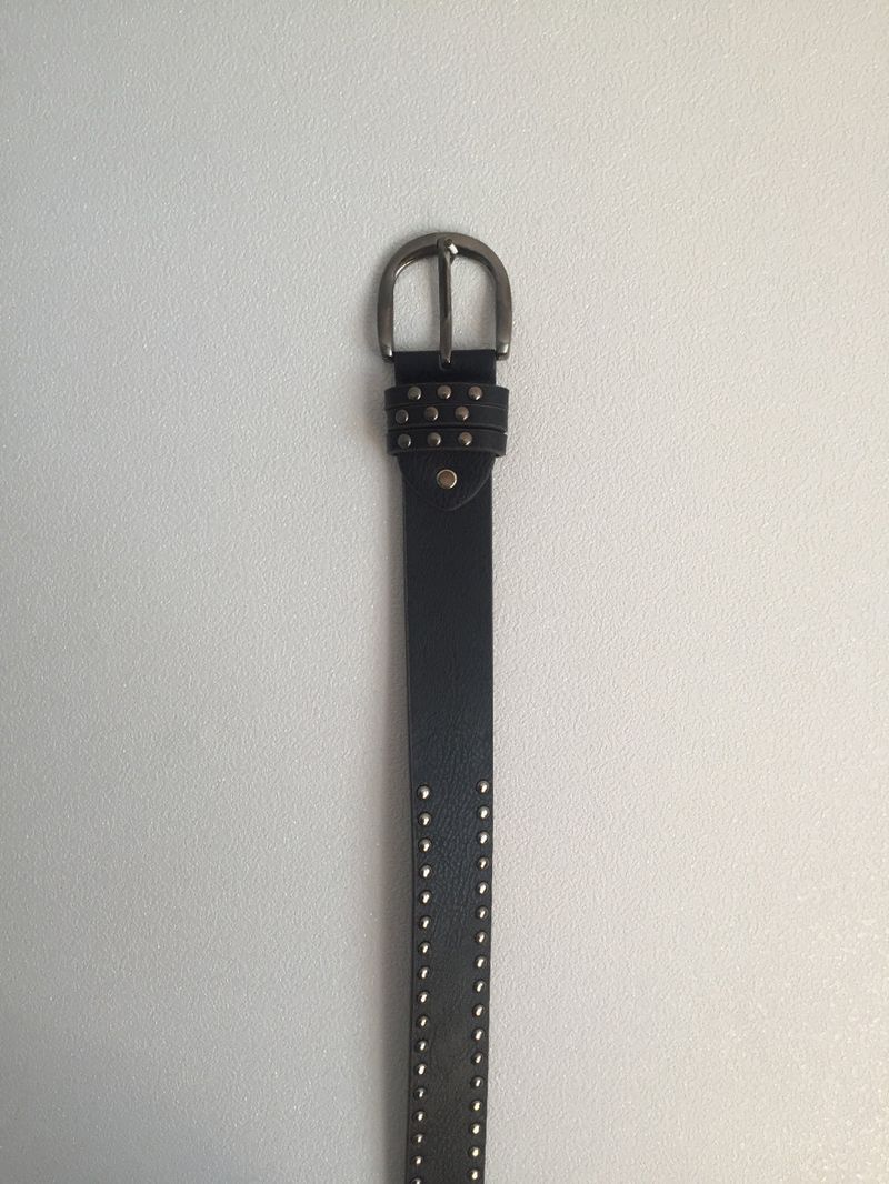 Iconic Stud Belt (2 colors)