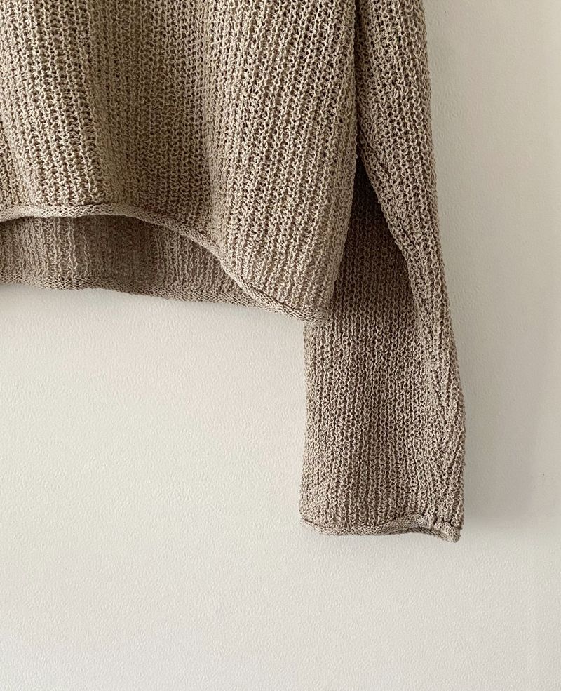 Dense V neck knit