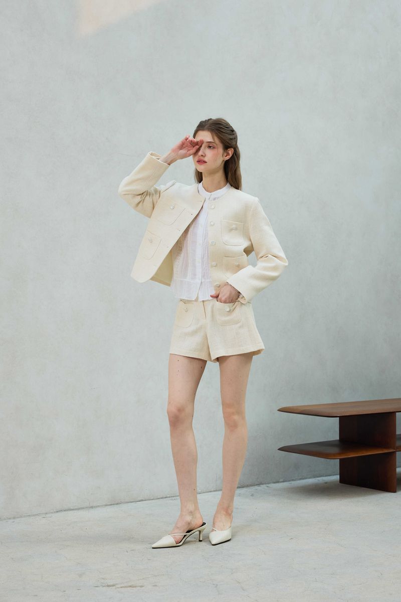CHERISH TWEED SHORTS PANTS / WHITE