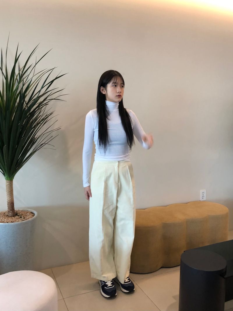 Daytime turtleneck t-shirt
