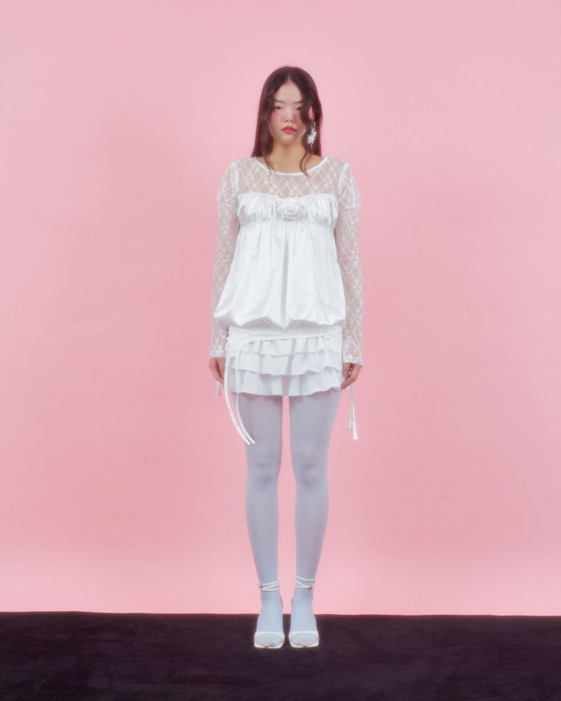 CORSAGE PUFF BLOUSE [IVORY]