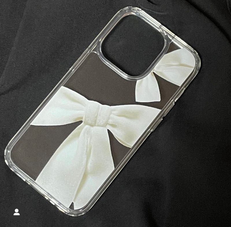 white ribbon