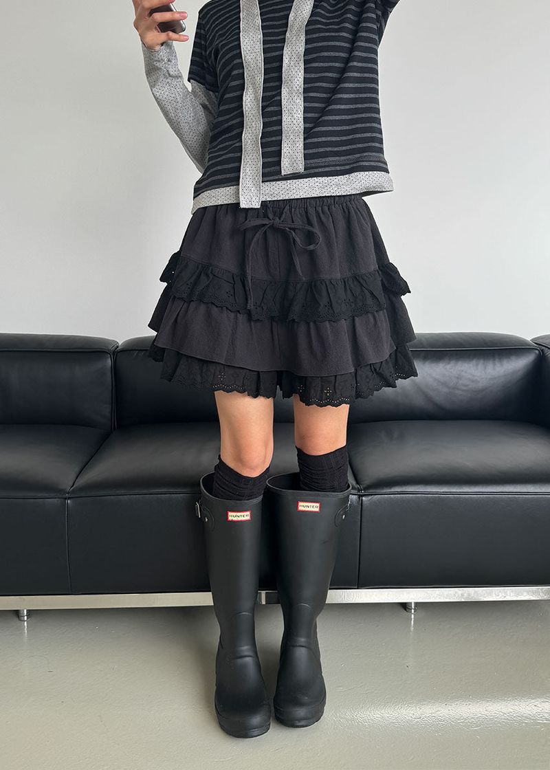 CANCAN LACE SHORTS