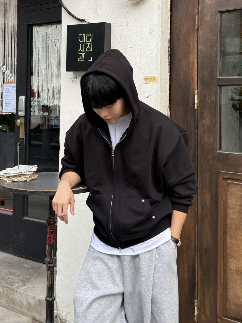 Hold rivet crop hooded zip-up