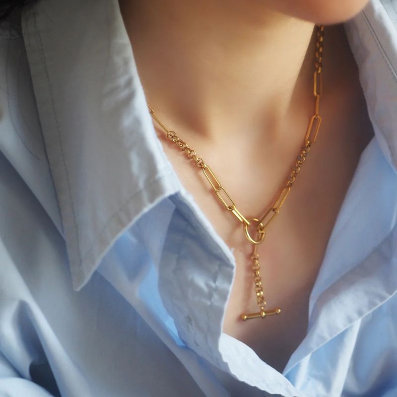 July T-Bar Necklace