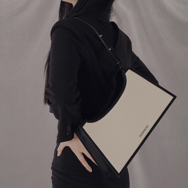 LINIE Bag (Black)