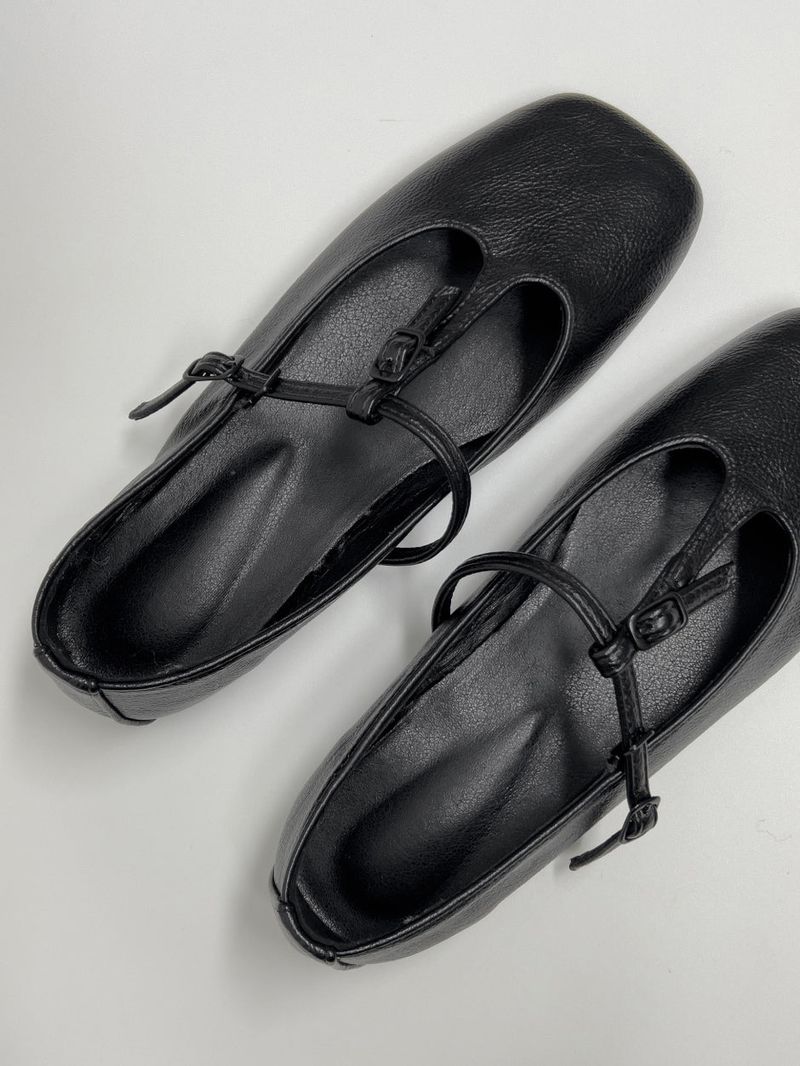 Cross square toe flat shoes