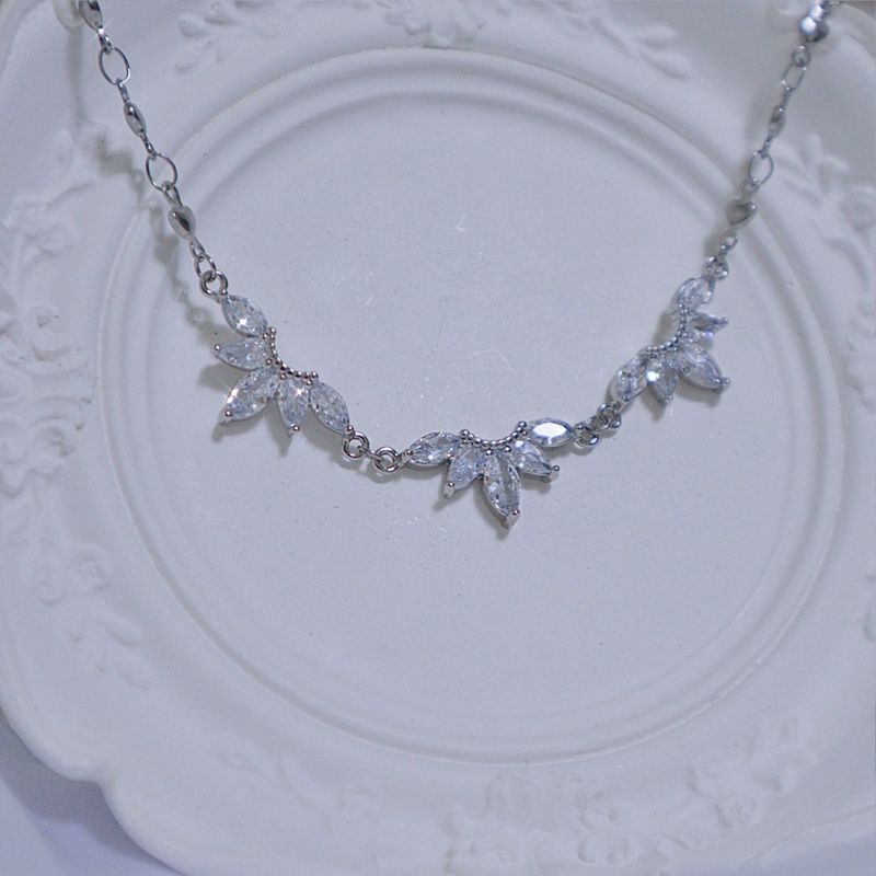 crystal crown heart chain necklace