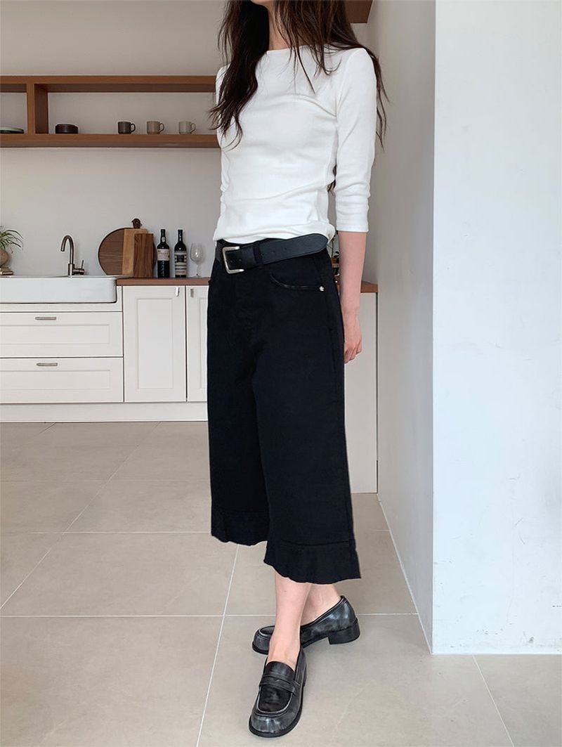 FRILL CAPRI PANTS (3C)
