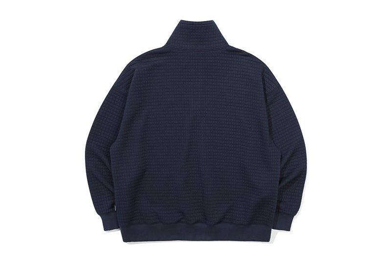 WAFFLE EMBOSS TURTLENECK_NAVY