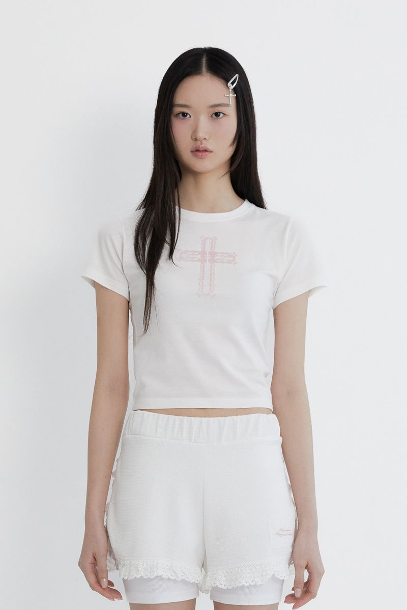 Innermuseum(インナーミュージアム)の「Blessed T-shirt (WHITE)(Tops)」