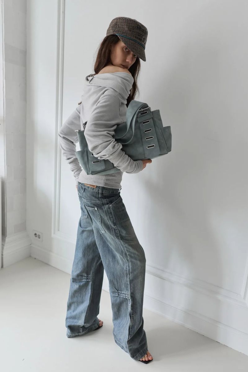 26SS★ ドレープドットグラフィックアンゴラトップ