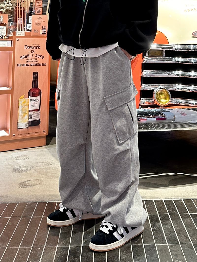 WHAT A LOOK（ワット ア ルック）の「Diagonal line cargo sweat pants（Pants）」