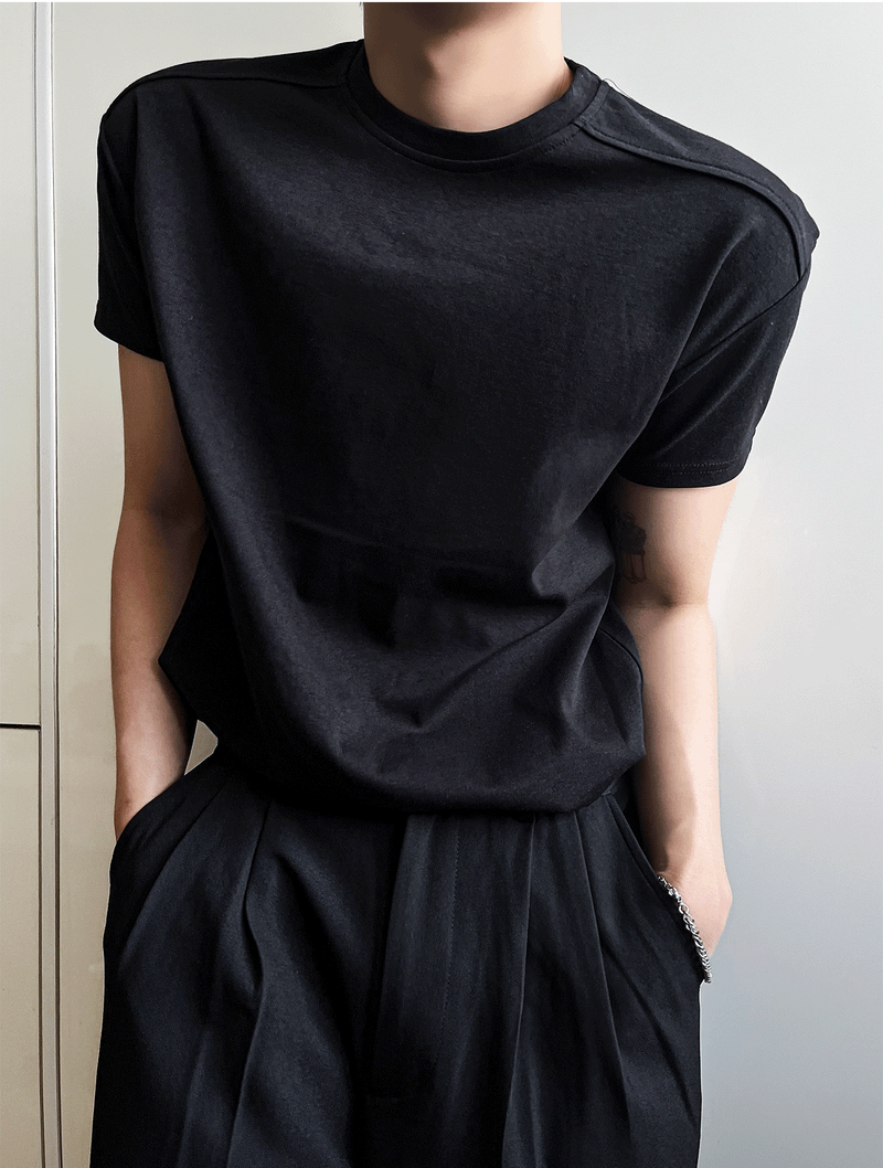 COSYHARU（コシハル）の「Cutting muscle-fit T-shirt（Tops）」