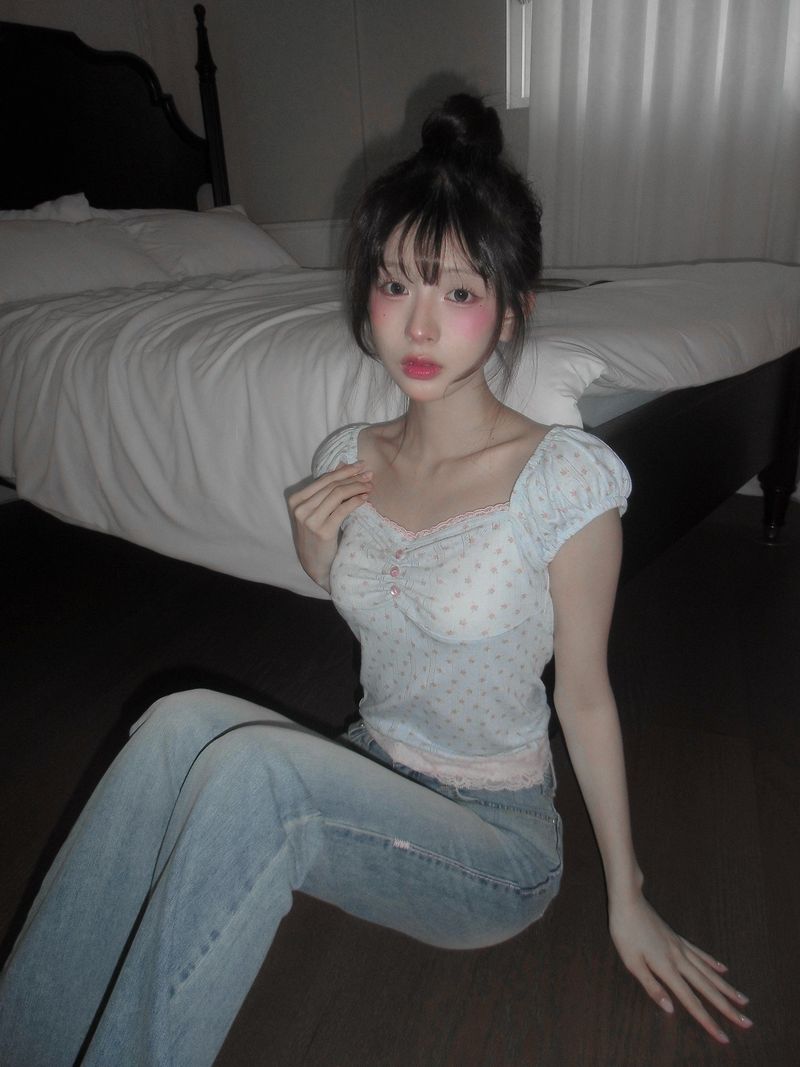 [MADE] Chewing Lace Shirring Tee