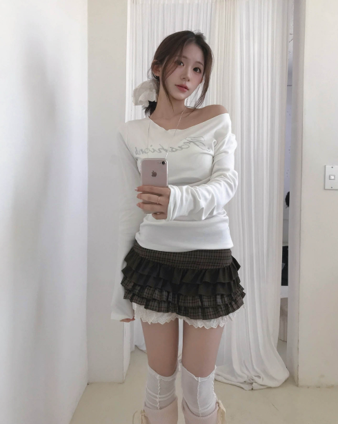 deep woody brown check & lace cancan sk