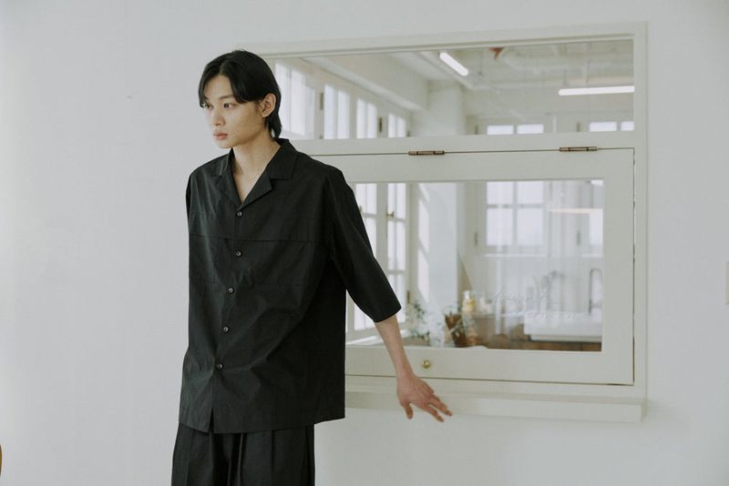 unisex folding shirts black