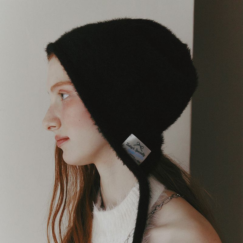 OVT-U(オーブイティーユー)の「Fluffy String Hat (4colors)(Hats)」