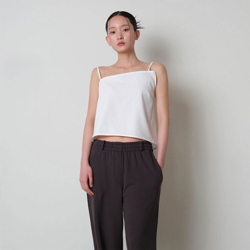 Loventina（ラヴェンティナ）の「Oblique Neck Sleeveless_White（Tops）」