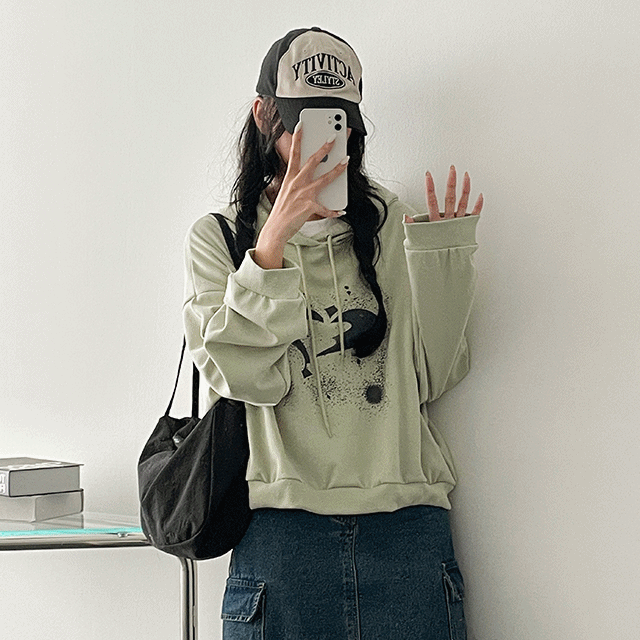hijjoo(ハイチュー)の「Paint heart hood(Tops)」