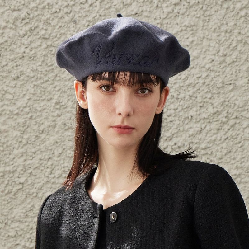 VARZAR Cursive Logo Wool Beret / Gray