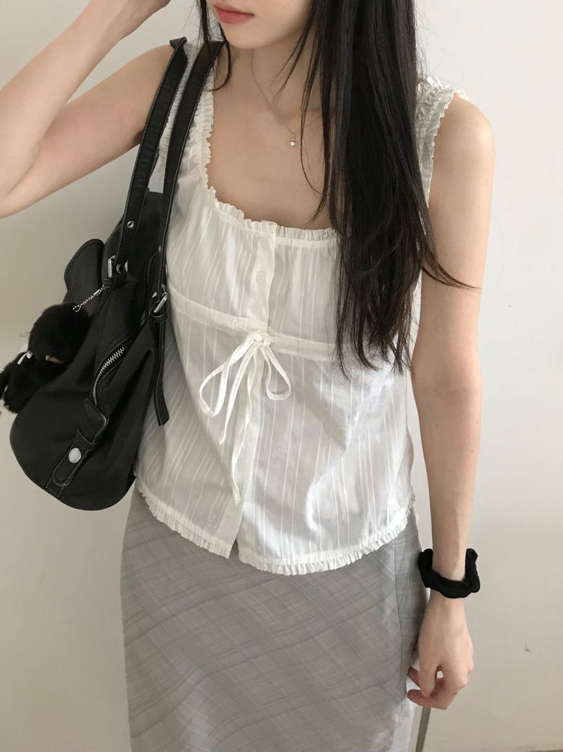 Scoop lace top (one color)