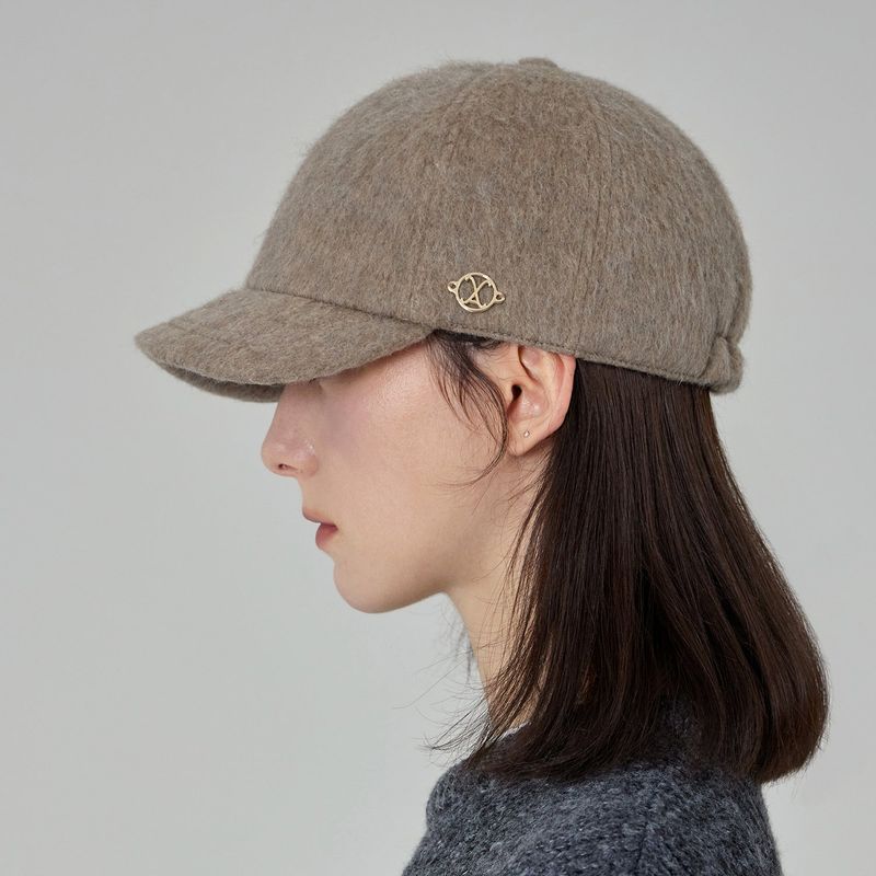 VA Curved Circle Logo Newsboy Cap / Light Mocha