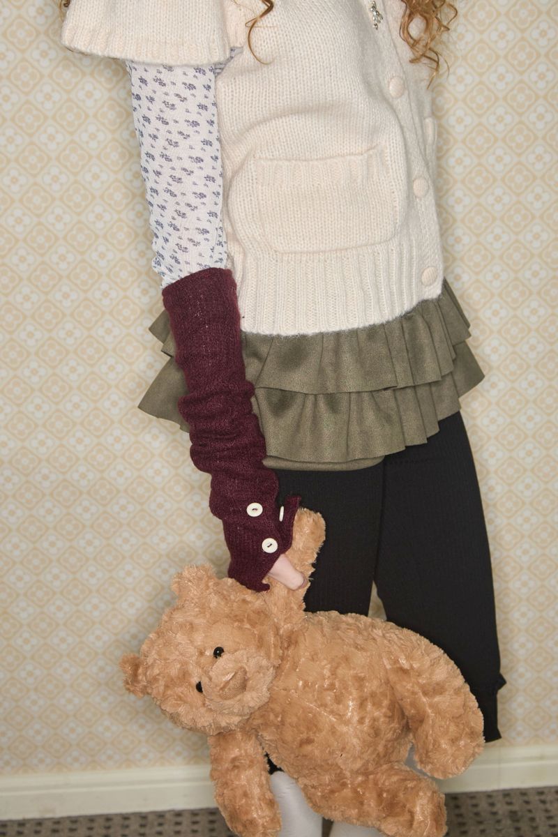[Hand] Fuzzy button warmer (Brown)