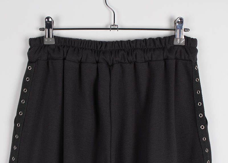 EYELET LINE BERMUDA PANTS