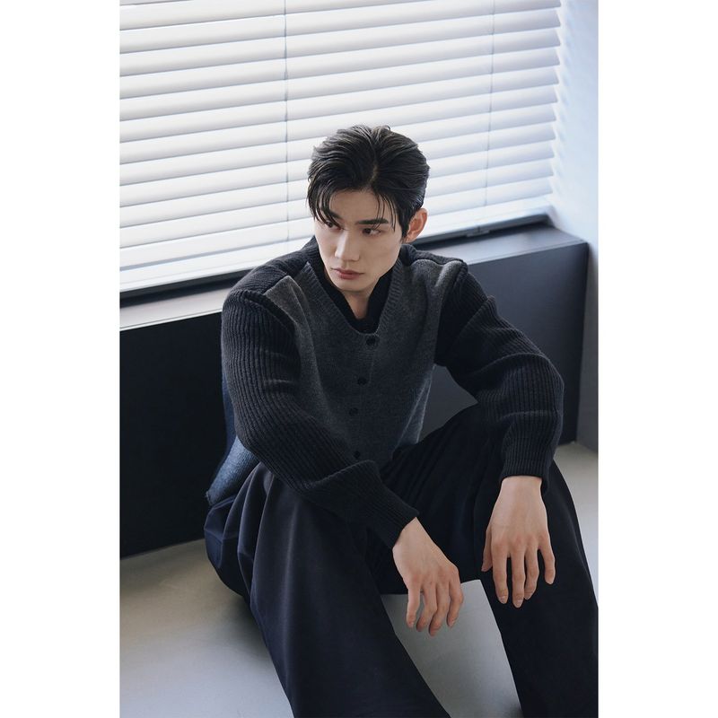 Layered wool knit cardigan(Black)