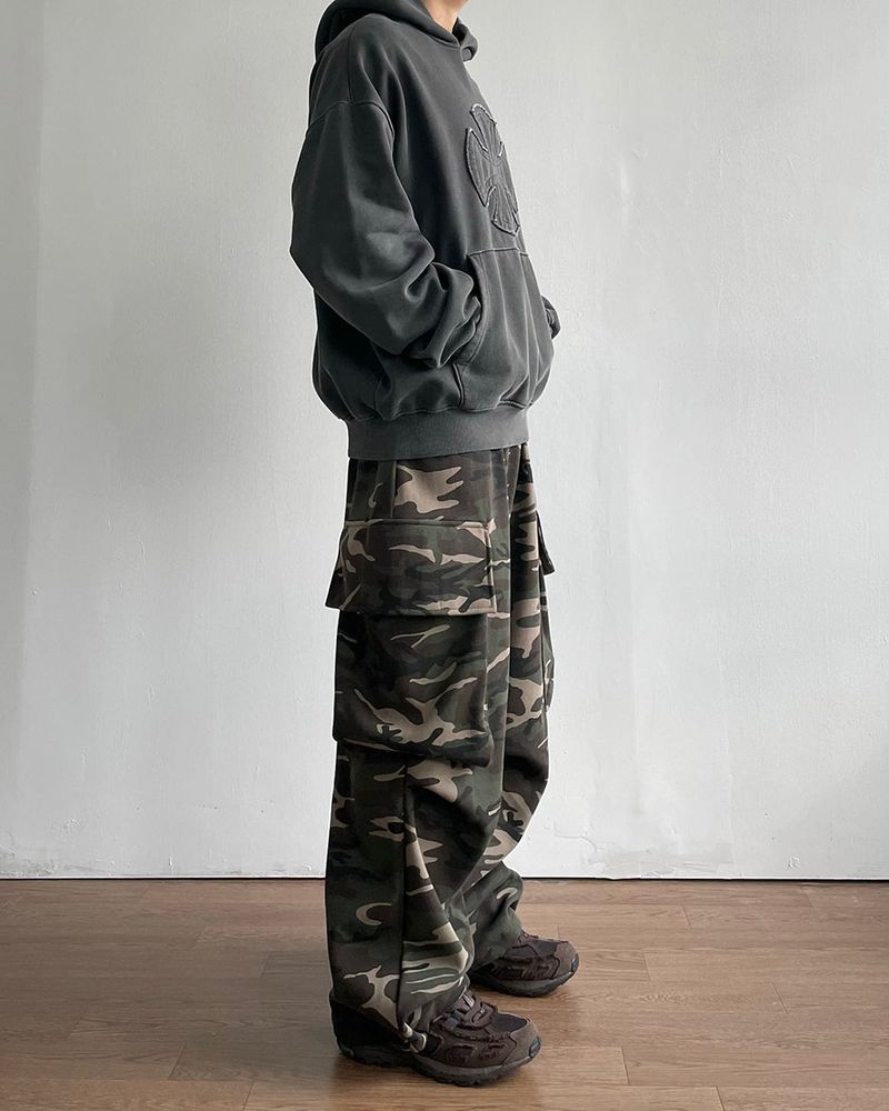 Camo Balloon Napping Sweatpants