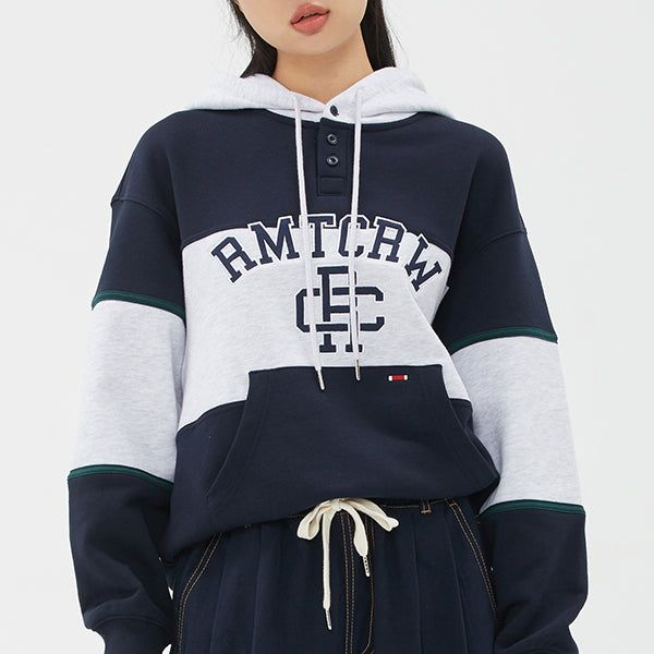 ROMANTIC CROWN(ロマンティッククラウン)の「RMTCRW CLUB BUTTON HOODIE_NAVY(Tops)」