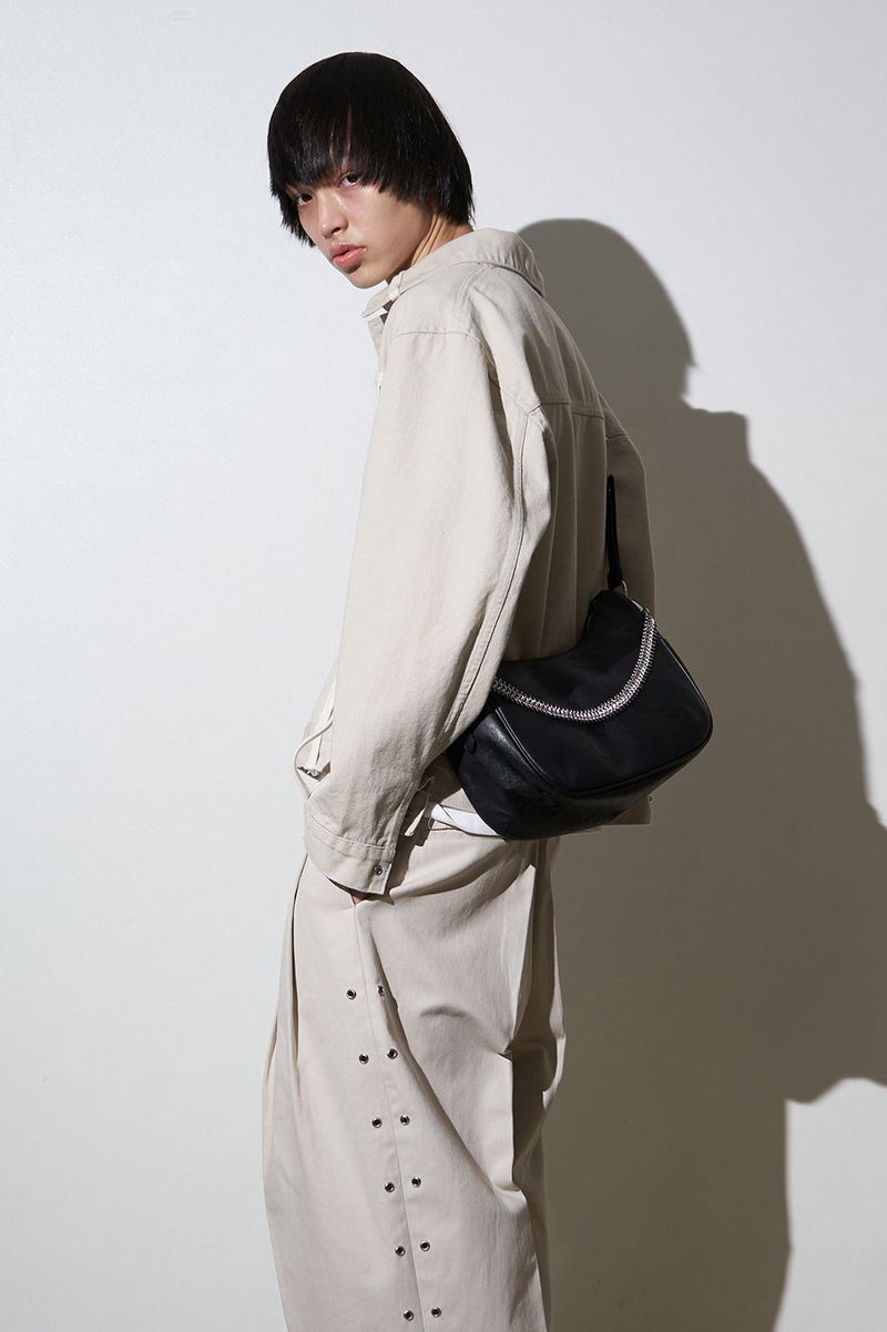 888 Chained Leather Bag
