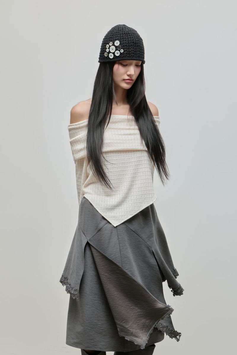Cowl-neck Open Shoulder Tee_Ivory